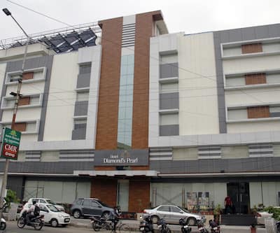 https://imgcld.yatra.com/ytimages/image/upload/t_hotel_yatra_city_desktop/v1438253614/Domestic Hotels/Hotels_Visakhapatnam/Hotel Diamonds Pearl/_MG_2256.jpg